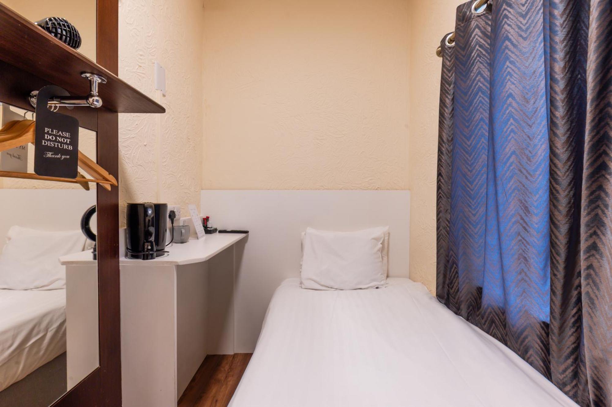 Astoria Гостевой дом 3*